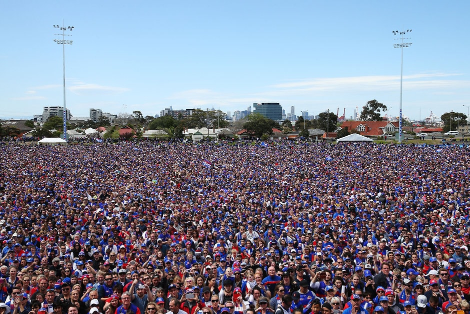 AFL 2016 Media - Western Bulldogs Family Day MELBOURNE, AUSTRALIA - OCTOBER 02: A large crowd of fans is seen during the Western Bulldogs family day at the VU Whitten Oval on October 02, 2016 in Melbourne, Australia. (Photo by Michael Dodge/AFL Media)
